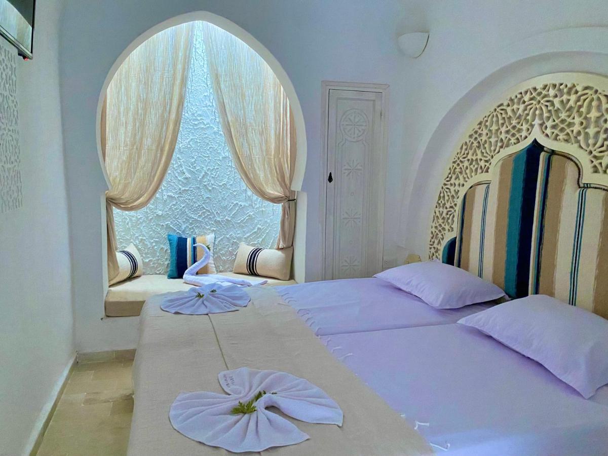 Hotel Djerba Authentique - Au Centre De Midoun Exterior foto